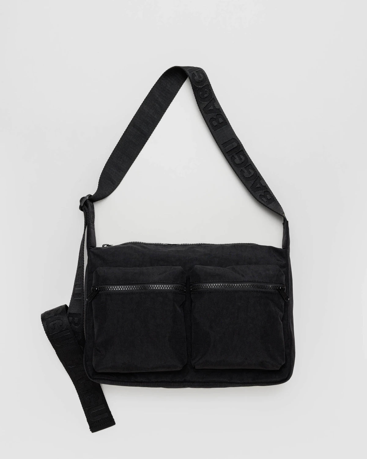 medium-cargo-crossbody-black