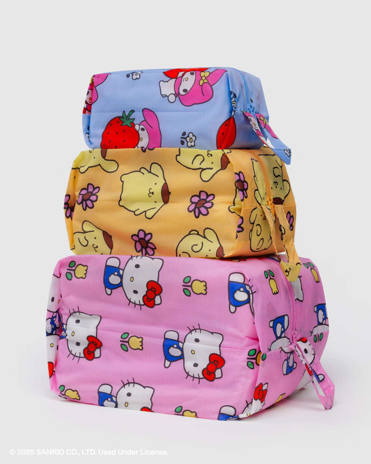 3d-zip-set-hello-kitty-and-friends-florals