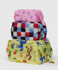 Alternative view of 3D Zip Set