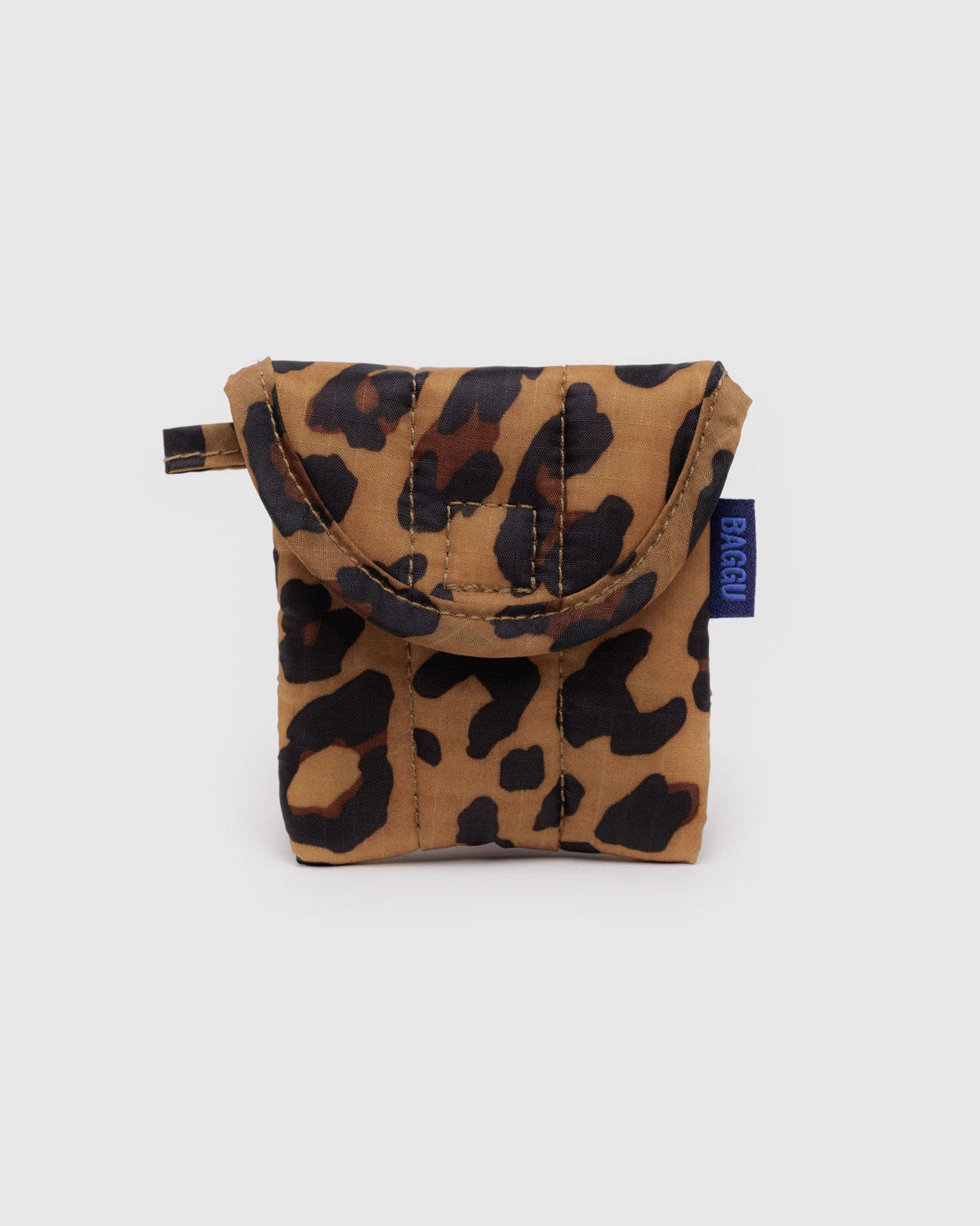 puffy-earbuds-case-leopard